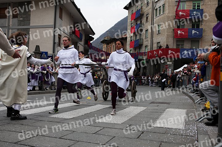 Gara delle Bighe 2011-7868.jpg